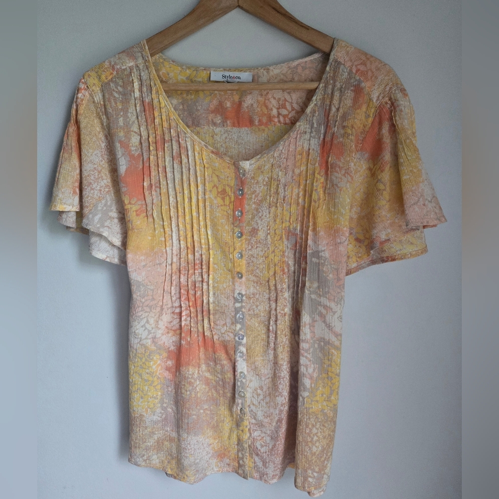 Vintage STYLE & CO. Orange and Yellow Flutter Sleeve Lightweight Blouse